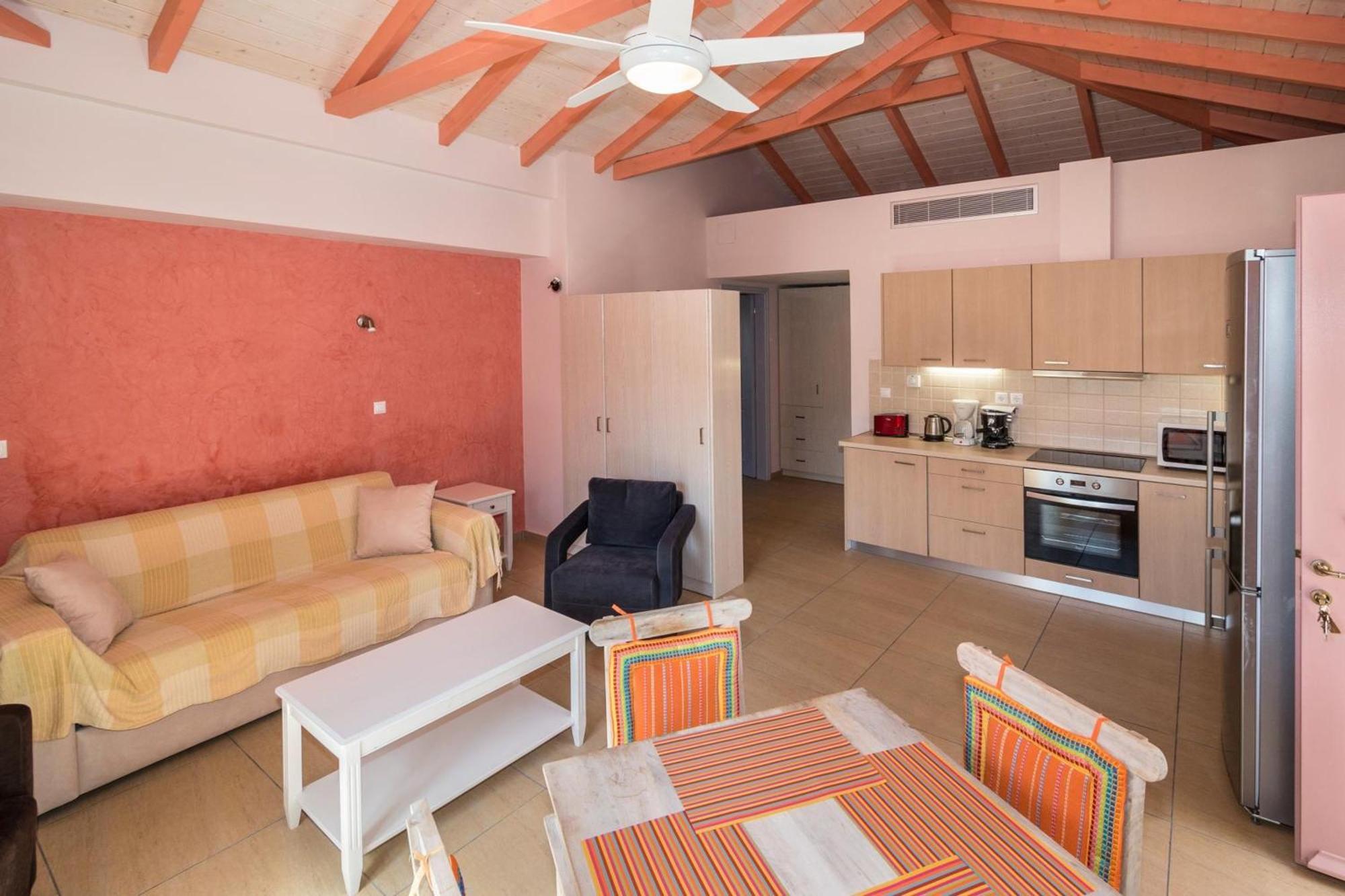 Athena'S Cottage Stoúpa Zewnętrze zdjęcie